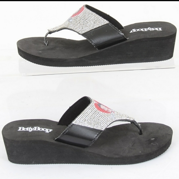 Betty Boop Platform Sandals - Picture 2 of 3